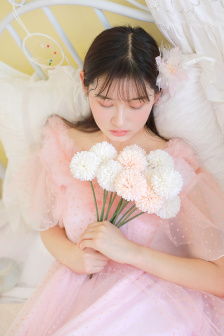 新任女教师剧场版详情介绍
